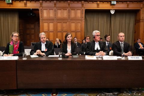 Members of the Delegation of Canada and the Netherlands Members of the Delegation of Canada and the Netherlands