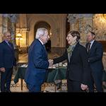 HE Judge Joan E. Donoghue, President of the International Court of Justice, greets HE Mr Alberto van Klaveren Stork, Minister of Foreign Affairs of Chile, and his delegation, in the entrance hall of the Peace Palace, seat of the Court HE Judge Joan E. Donoghue, President of the International Court of Justice, greets HE Mr Alberto van Klaveren Stork, Minister of Foreign Affairs of Chile, and his delegation, in the entrance hall of the Peace Palace, seat of the Court
