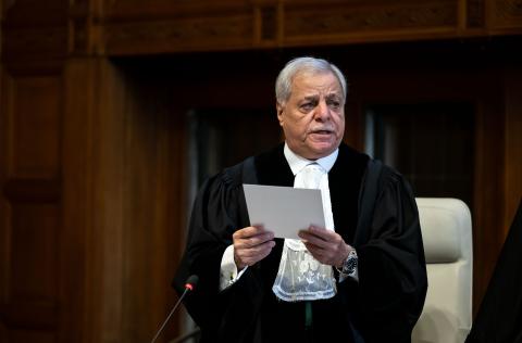 Solemn Declaration by HE Mr Awn Shawkat Al-Khasawneh, judge ad hoc Solemn Declaration by HE Mr Awn Shawkat Al-Khasawneh, judge ad hoc