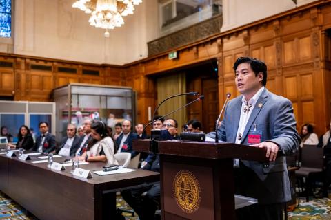 Mr Johnathen Kawakami, Deputy Attorney General (Marshall Islands) Photograph: UN Photo/ICJ-CIJ/Frank van Beek. Courtesy of the ICJ.