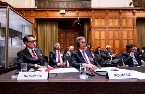 Members of the Delegation of Indonesia Photograph: UN Photo/ICJ-CIJ/Frank van Beek. Courtesy of the ICJ.
