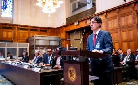 Mr Kazuhiko Nakamura, Director General for Global Issues, Ministry of Foreign Affairs (Japan) Photograph: UN Photo/ICJ-CIJ/Frank van Beek. Courtesy of the ICJ.