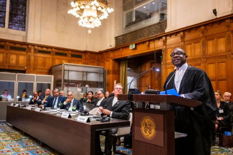 Mr Conway Blake, Debevoise & Plimpton LLP, Solicitor Advocate of the Senior Courts of England and Wales, member of the Bar of the Eastern Caribbean Supreme Court (Bahamas) Photograph: UN Photo/ICJ-CIJ/Frank van Beek. Courtesy of the ICJ.