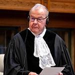 Solemn Declaration by HE Mr Bruno Simma, judge ad hoc Solemn Declaration by HE Mr Bruno Simma, judge ad hoc