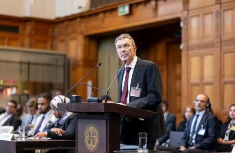 Mr Franz Xaver Perrez, Head of the Directorate of International Law, Federal Department of Foreign Affairs (Switzerland) Mr Franz Xaver Perrez, Head of the Directorate of International Law, Federal Department of Foreign Affairs (Switzerland)